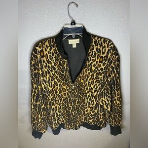 Woman’s size L horchow 100% Silk bomber jacket Leopard print